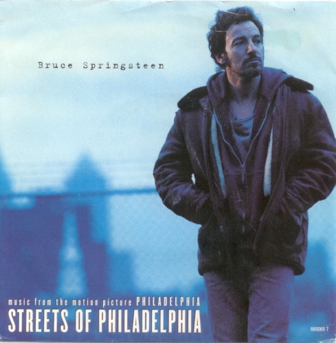 <em>《费城故事》</em>（Philadelphia）主题曲<em>《Streets of Philadelphia 》</em>