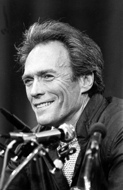 1985年，参加第Clint Eastwood presents Pale Rider at Cannes in 1985.